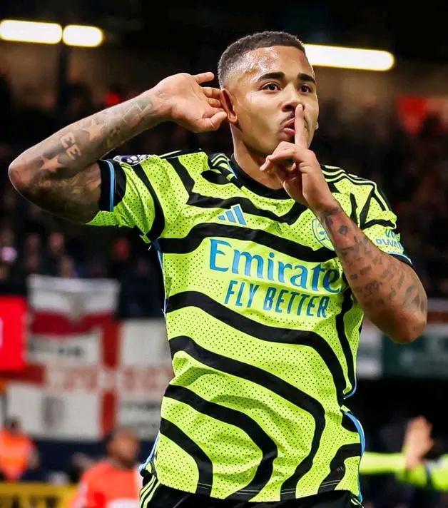 乐鱼app-包含这也行？Doinb在阿森纳比赛中晋级阿森纳围绕德国杯扳平良机，今晚休斯敦火箭队长鼓劲的词条