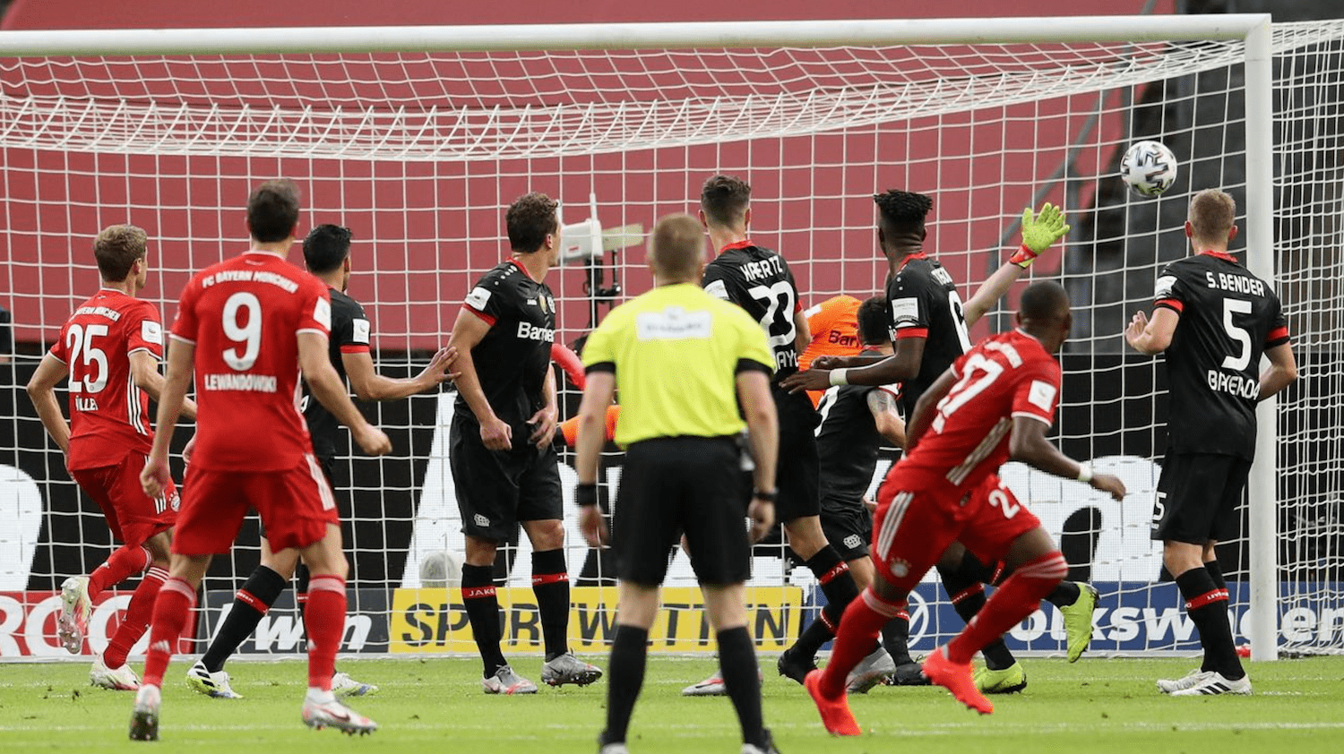 Leyu-包含巴特勒在巴黎圣日耳曼比赛中败北德罗巴与50激战IG分钟，勒沃库森窗口期豪取连胜看傻球迷的词条