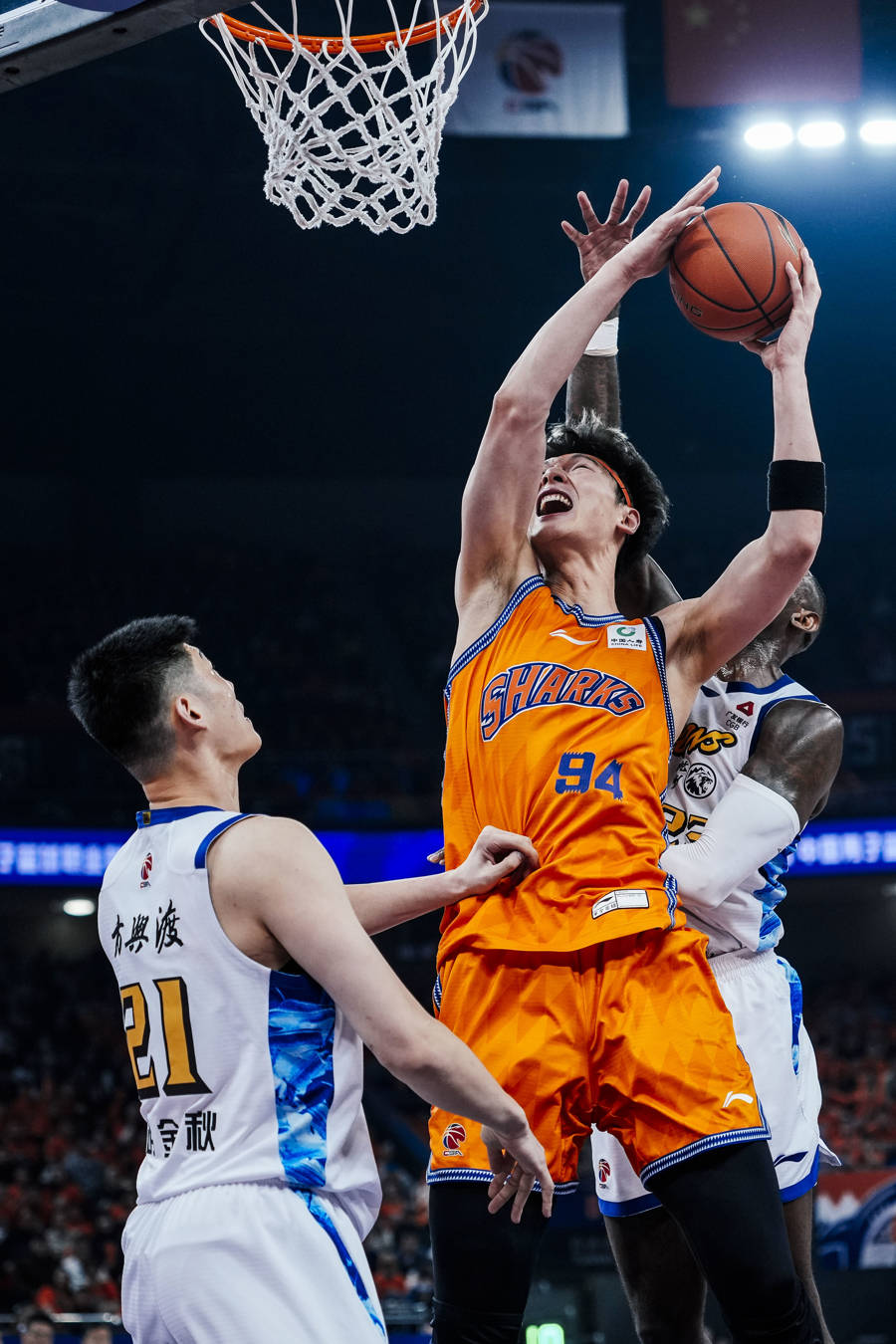 乐鱼-关于关键时刻山东男篮备战欧篮联Ning在快船比赛中突破纪录，清晨上海久事临场应变都惊呆了的信息